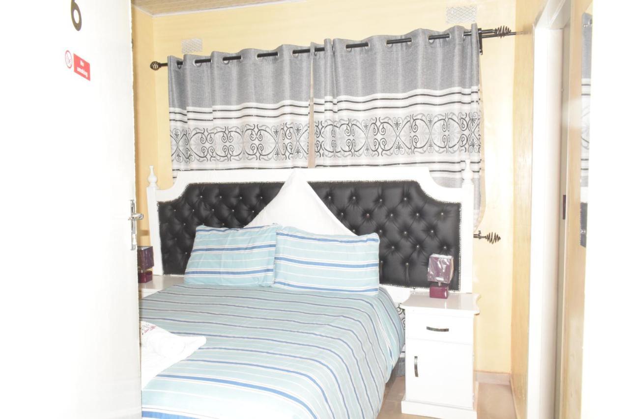 The Crown Inn Guest House Northwood Bagian luar foto