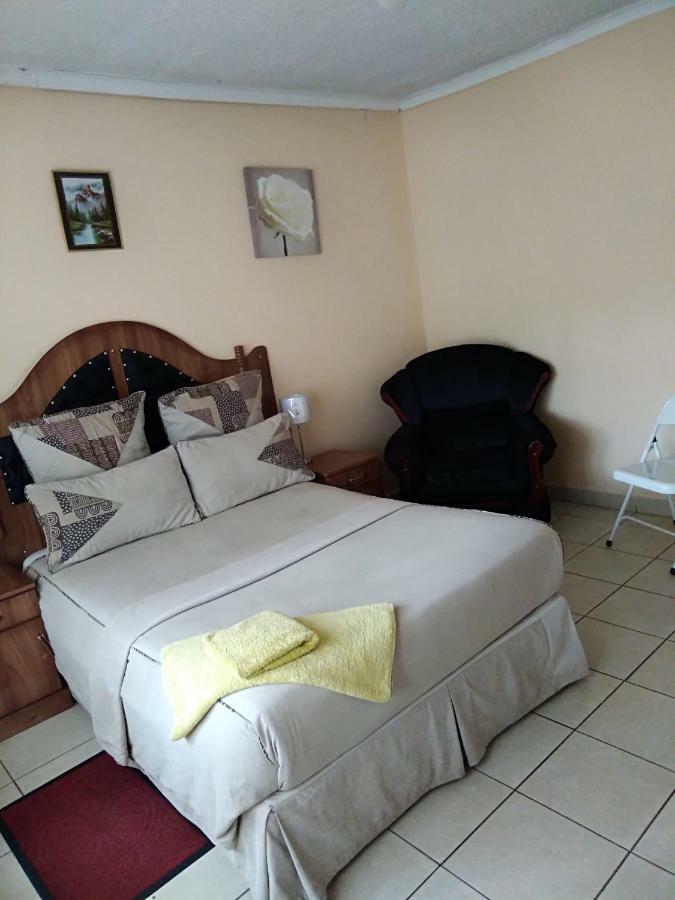 The Crown Inn Guest House Northwood Bagian luar foto